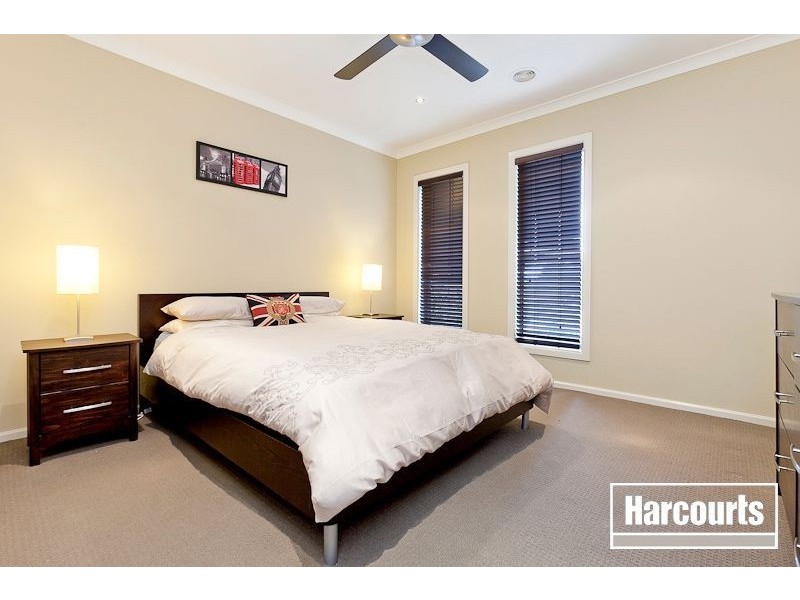 12 Hancock Drive, Berwick VIC 3806