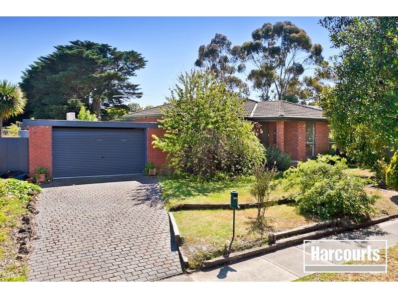 2 Yarrow Court, Berwick VIC 3806