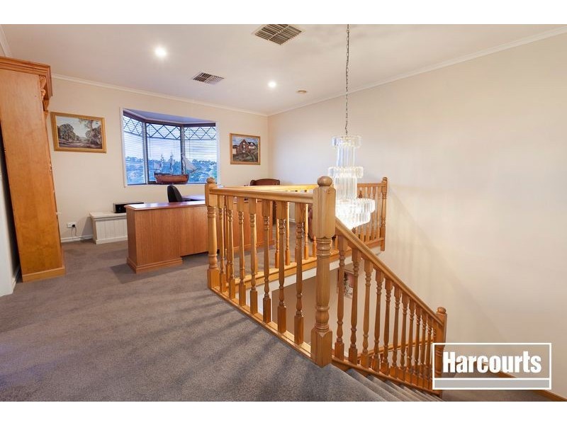 21 Telford Drive, Berwick VIC 3806