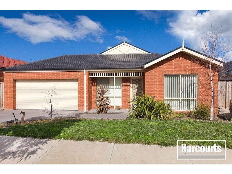 18 Inkerman Street, Berwick VIC 3806