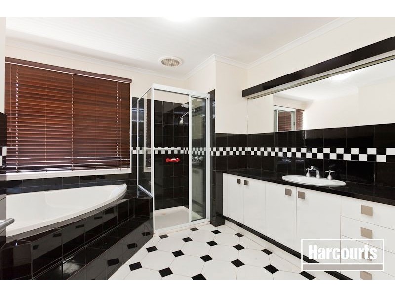 58 Balmain Drive, Berwick VIC 3806