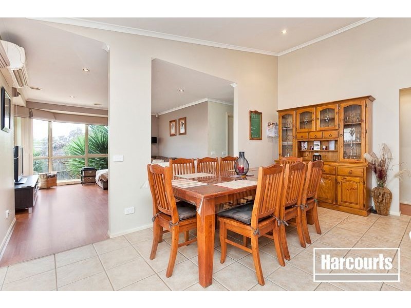 4 Sequoia Ct, Narre Warren South VIC 3805