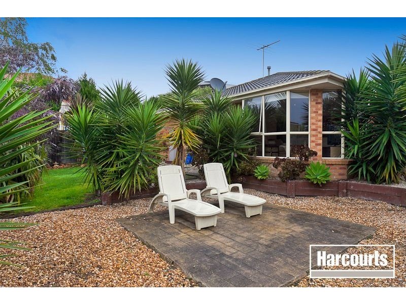 4 Sequoia Ct, Narre Warren South VIC 3805