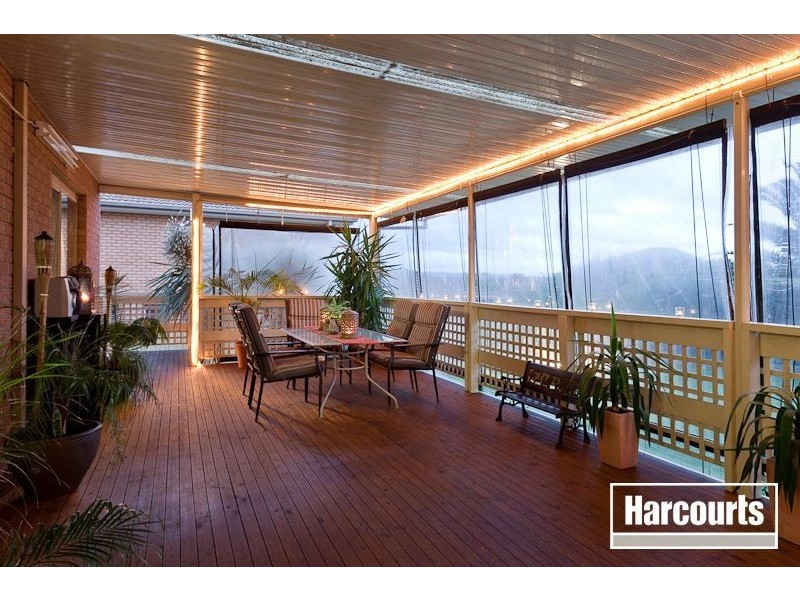 346 James Cook Drive, Endeavour Hills VIC 3802