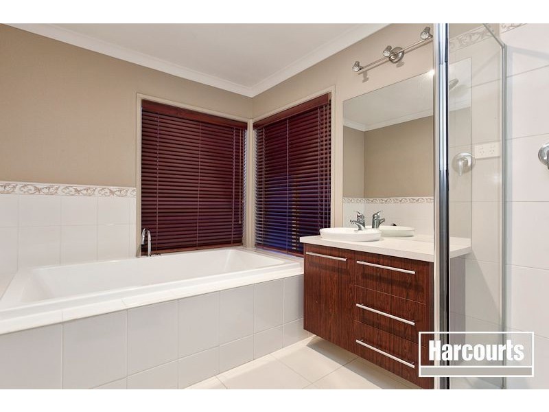 35 Ellen Road, Narre Warren South VIC 3805