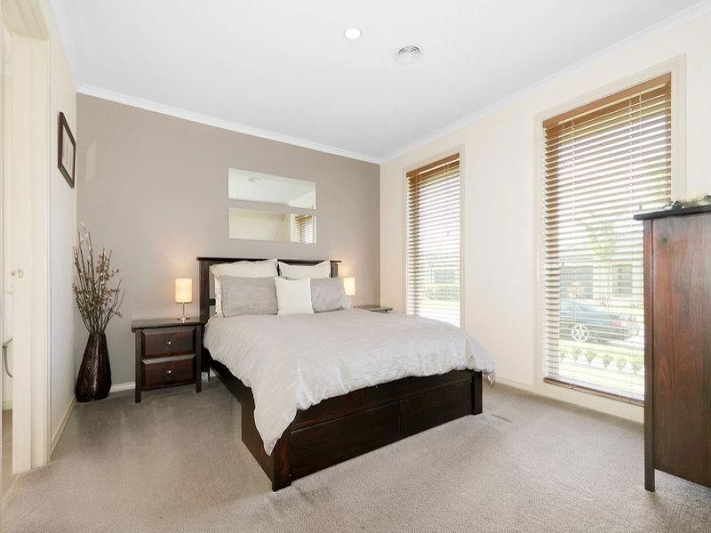 9 Jack William Way, Berwick VIC 3806