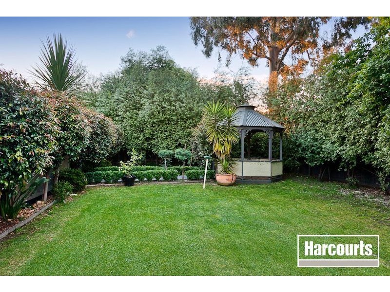 5 Patricia Court, Berwick VIC 3806