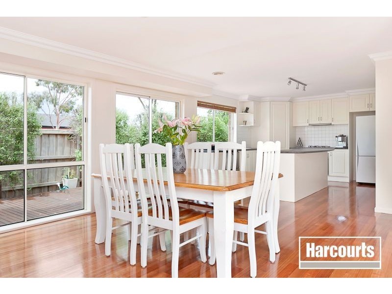 19 Jamieson Way, Berwick VIC 3806