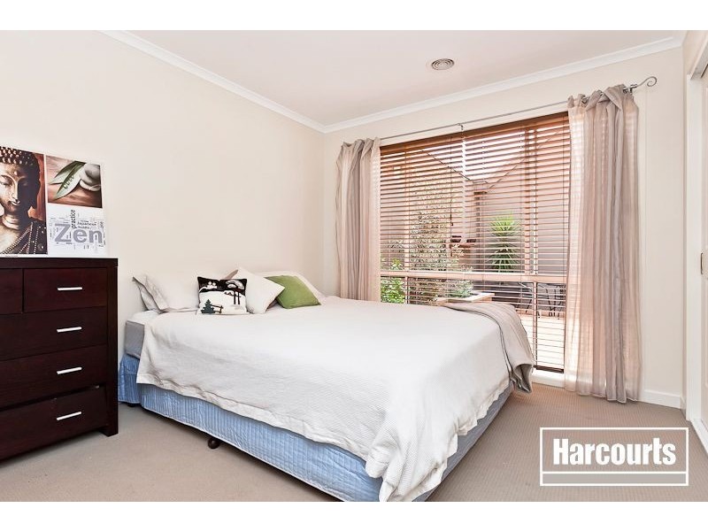 19 Jamieson Way, Berwick VIC 3806