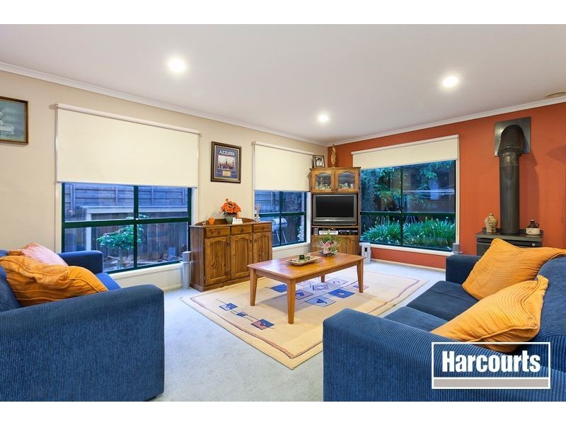 19 Scenic Drive, Beaconsfield VIC 3807