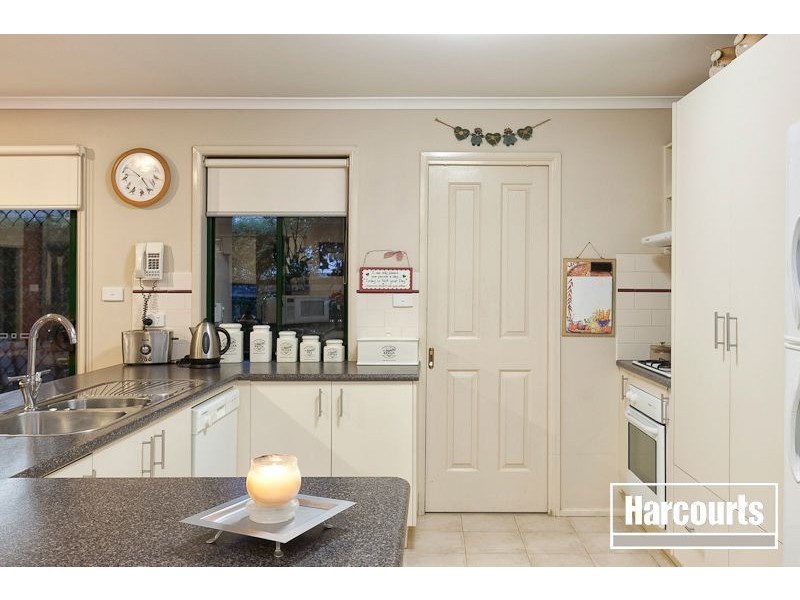 19 Scenic Drive, Beaconsfield VIC 3807