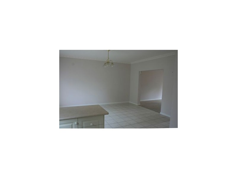 8/40 Warrawong Drive, Berwick VIC 3806