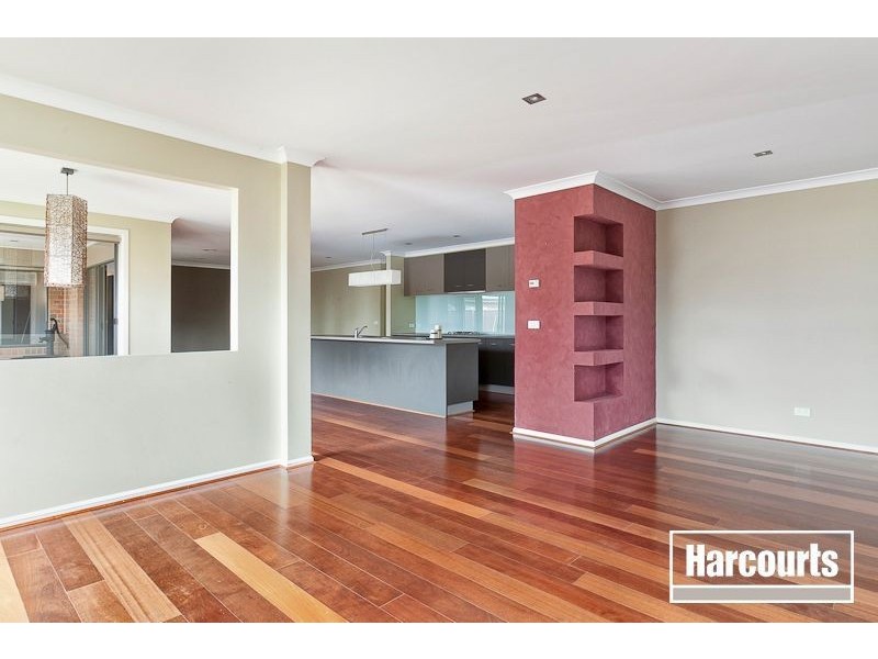 6 Calliandra Court, Berwick VIC 3806