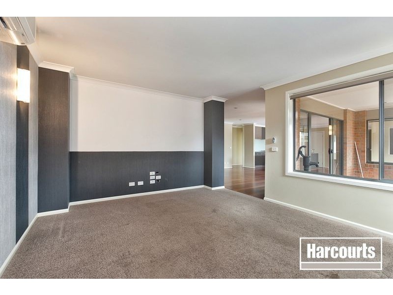 6 Calliandra Court, Berwick VIC 3806