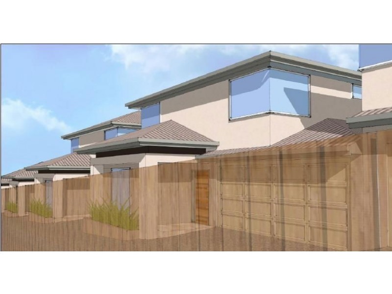 25 Princes Highway, Pakenham VIC 3810