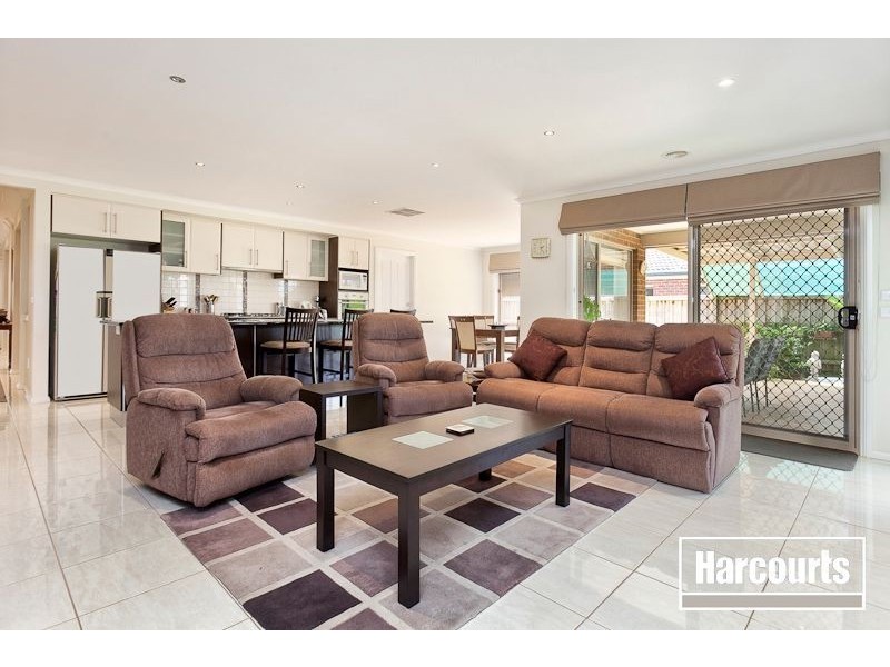 10 Tower Avenue, Narre Warren South VIC 3805