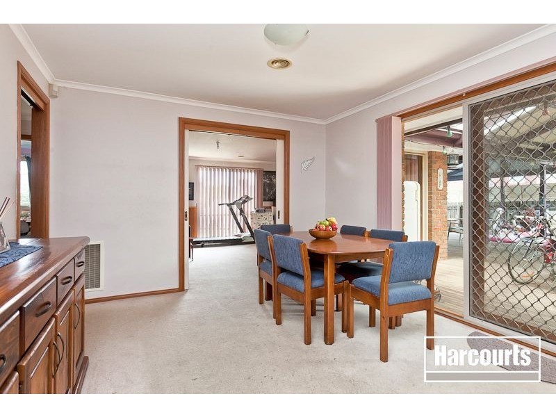 116 Avebury Drive, Berwick VIC 3806