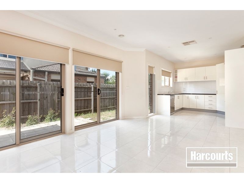 8/77-79 Frawley Road, Hallam VIC 3803