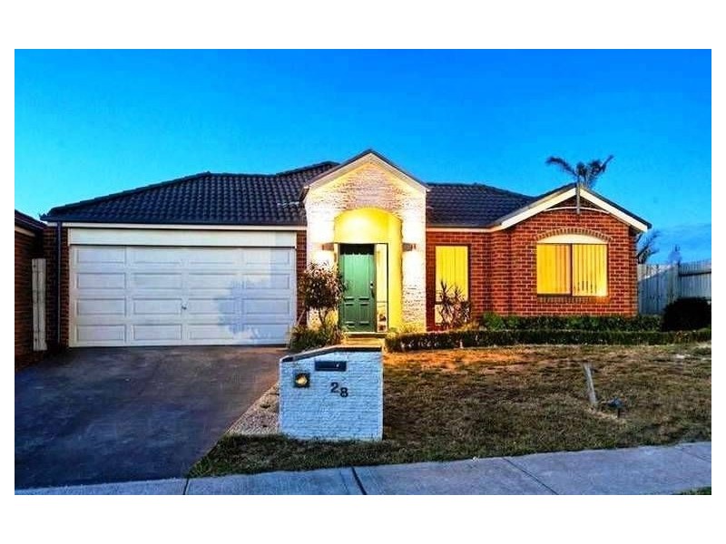 28 Pendulum Place, Berwick VIC 3806