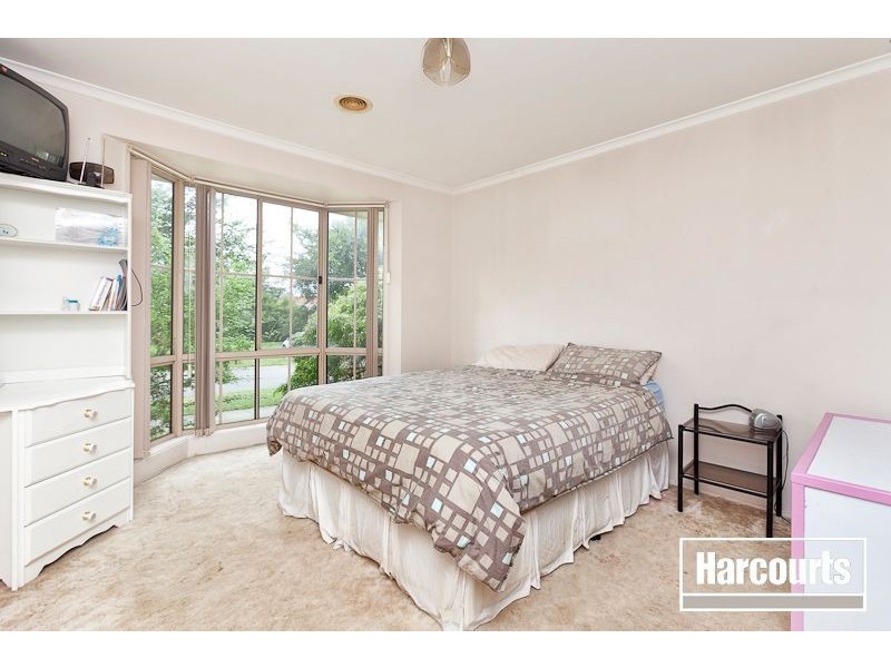 12 Tambo Way, Berwick VIC 3806