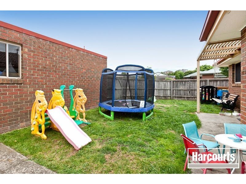 12 Tambo Way, Berwick VIC 3806