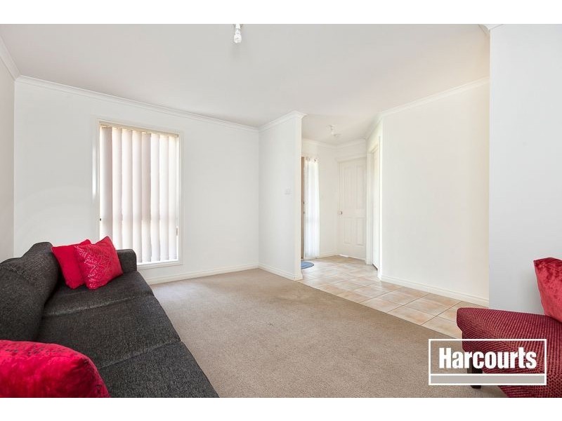 5 Normanton Place, Berwick VIC 3806
