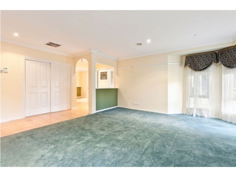 5 Lomandra Court, Narre Warren South VIC 3805