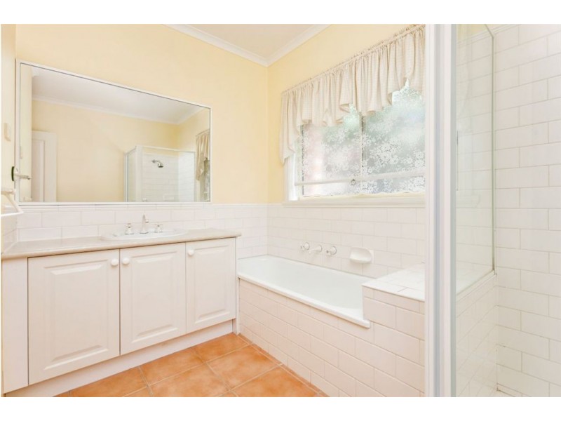 5 Lomandra Court, Narre Warren South VIC 3805