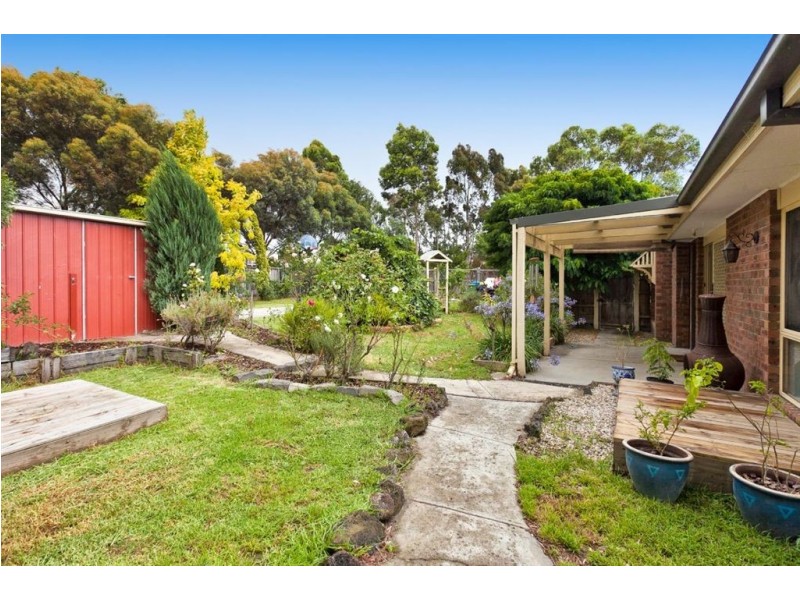 5 Lomandra Court, Narre Warren South VIC 3805