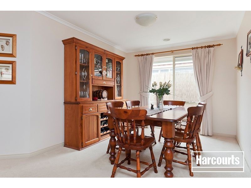 18 Jamieson Way, Berwick VIC 3806