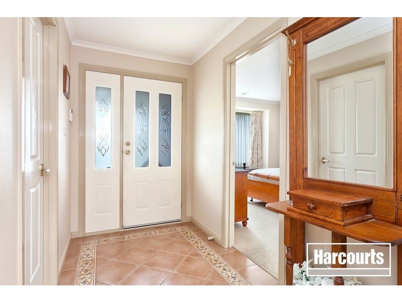 18 Jamieson Way, Berwick VIC 3806