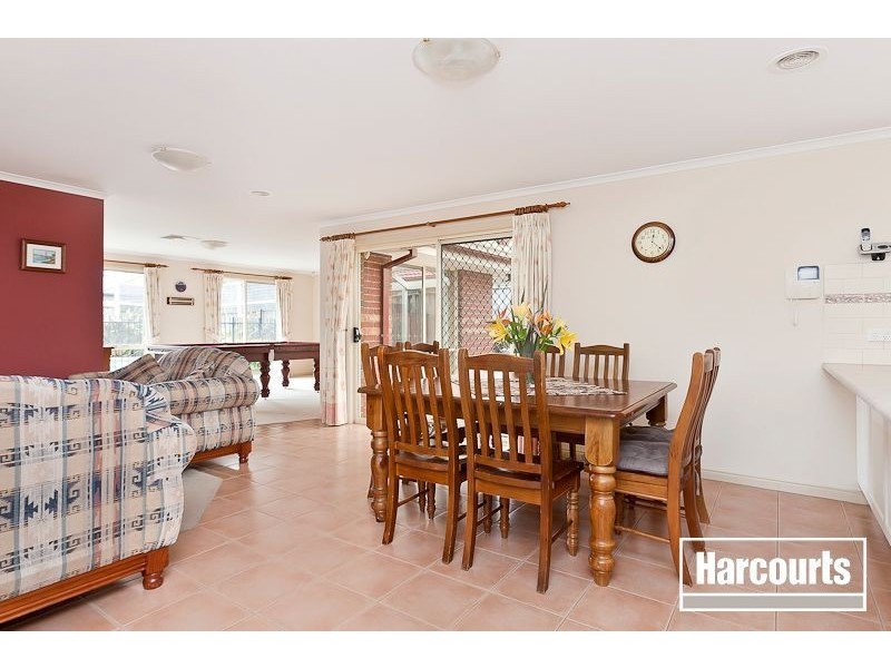 18 Jamieson Way, Berwick VIC 3806