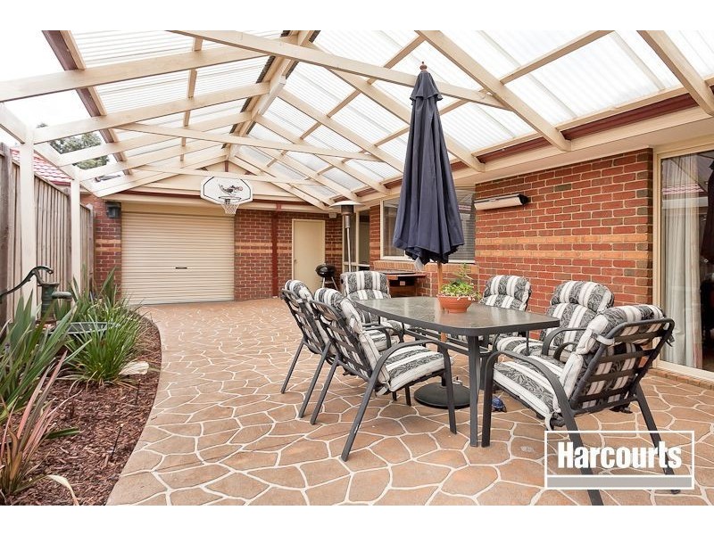 18 Jamieson Way, Berwick VIC 3806