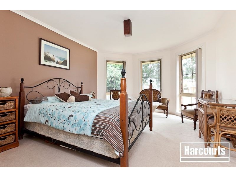 5 Garden Court, Berwick VIC 3806