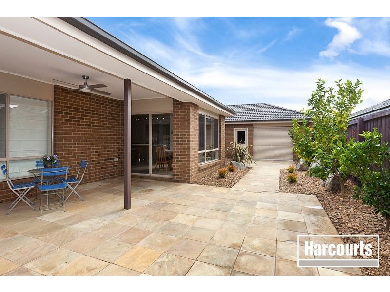 6 Florida Court, Berwick VIC 3806