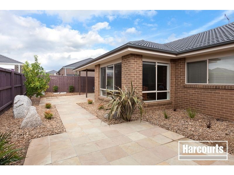 6 Florida Court, Berwick VIC 3806