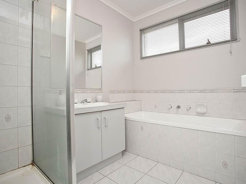 29 Allunga Parade, Berwick VIC 3806