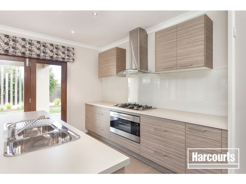 18 Arena Parade, Officer VIC 3809