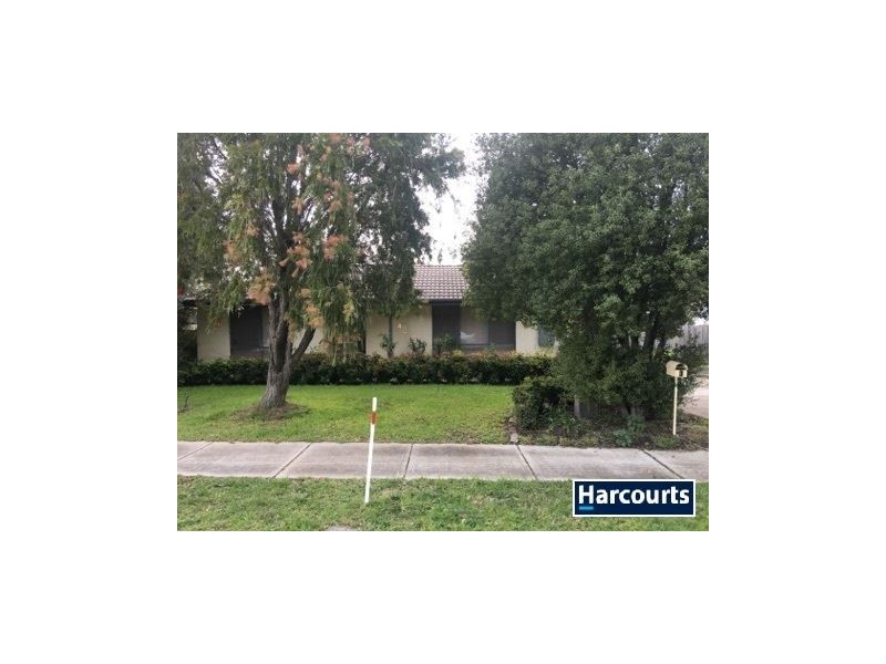 3 Ambleside Crescent, Berwick VIC 3806