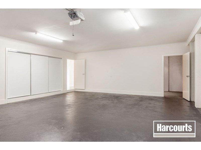 83 Melzak Way, Berwick VIC 3806