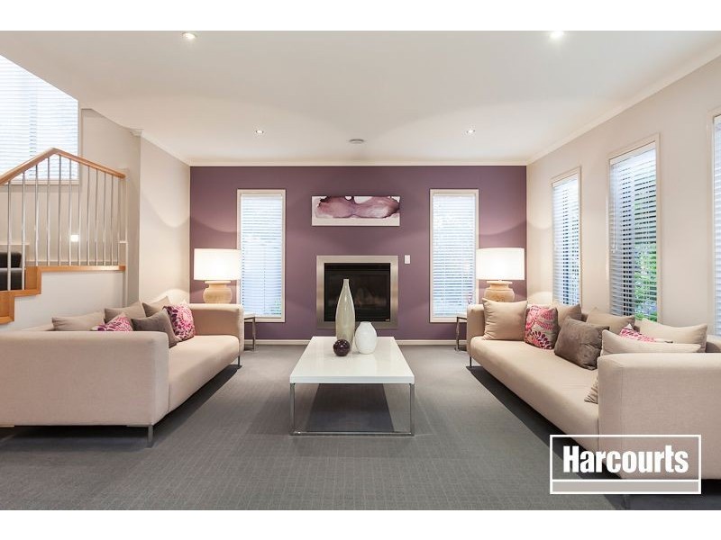 12 Oakmoss Place, Berwick VIC 3806