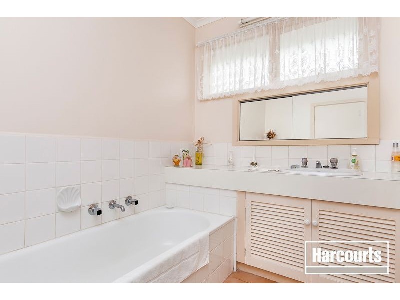 37 Carlisle Road, Hallam VIC 3803