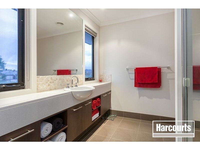 21 Premier Drive, Berwick VIC 3806