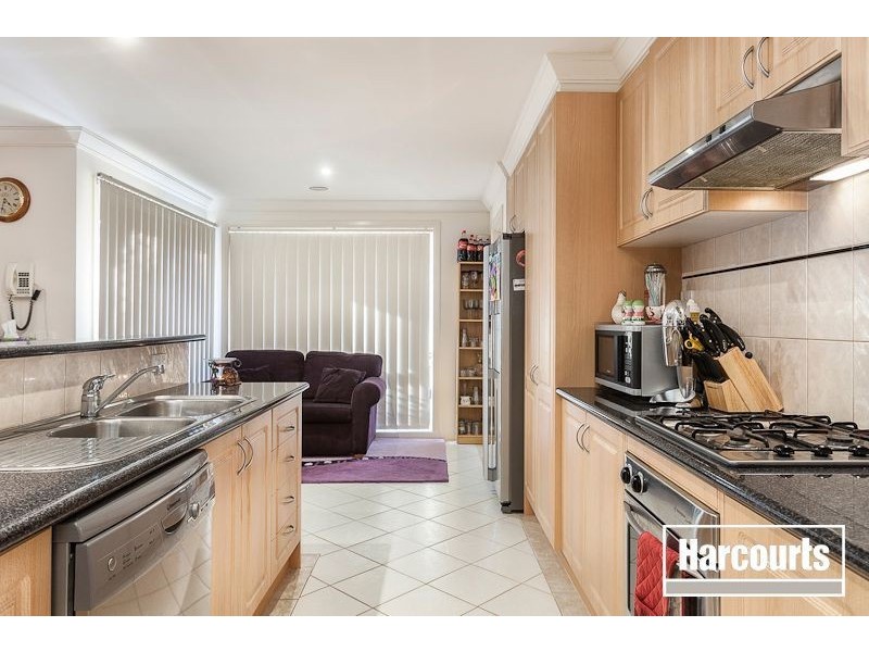 2 Larne Close, Berwick VIC 3806