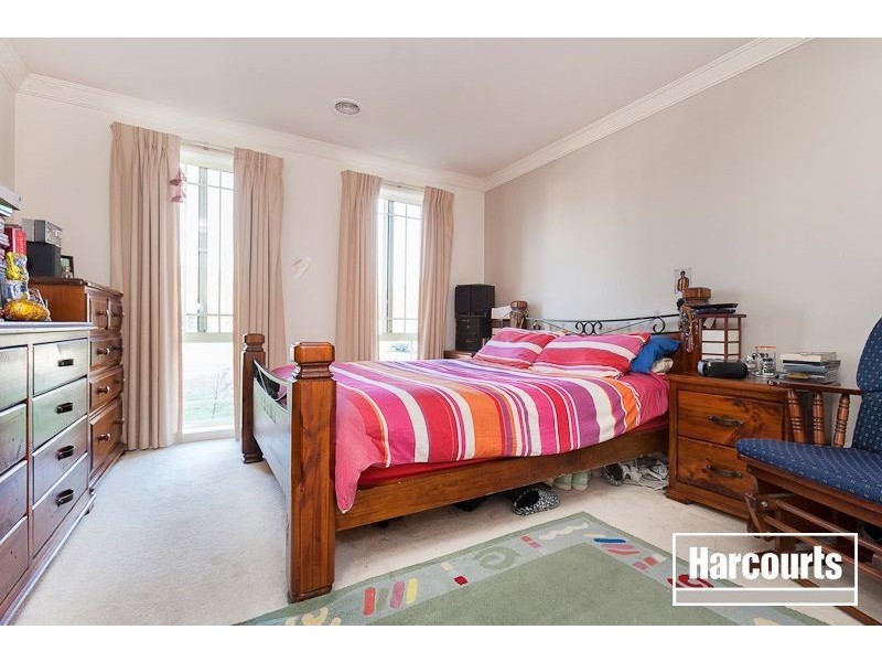 2 Larne Close, Berwick VIC 3806