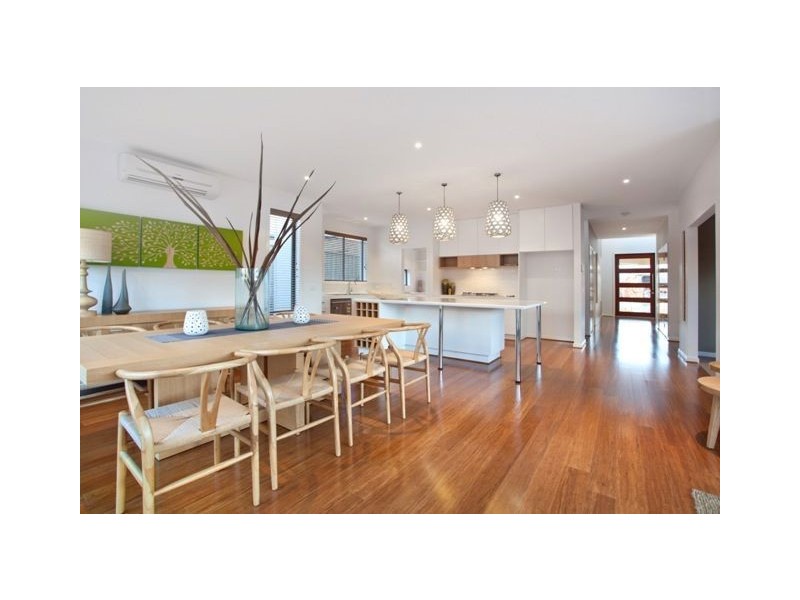 15 Arena Parade, Officer VIC 3809