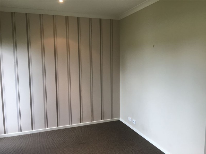 198 Linsell Blvd, Cranbourne East VIC 3977