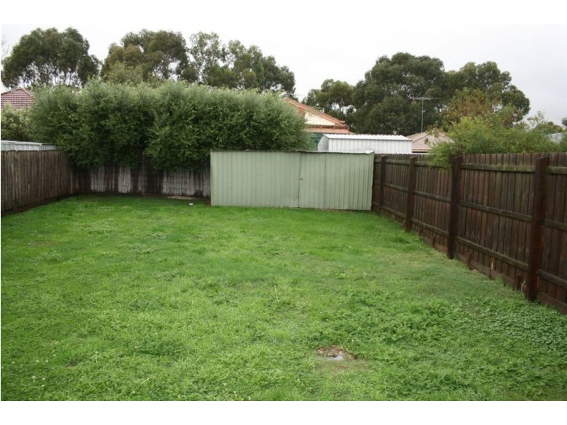 6 Sunnyside Drive, Berwick VIC 3806