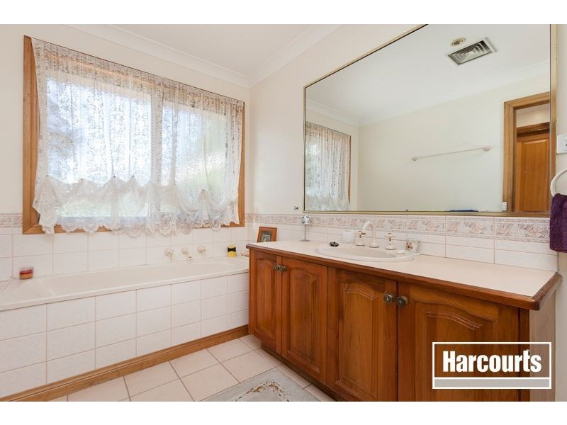 23-24 Mack Road, Narre Warren South VIC 3805