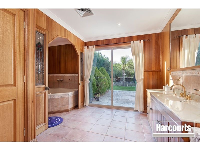 23-24 Mack Road, Narre Warren South VIC 3805